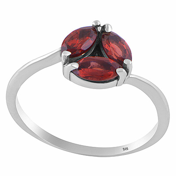 Strieborný prsteň s granátom - 59 mm (US 9), 1,5 g